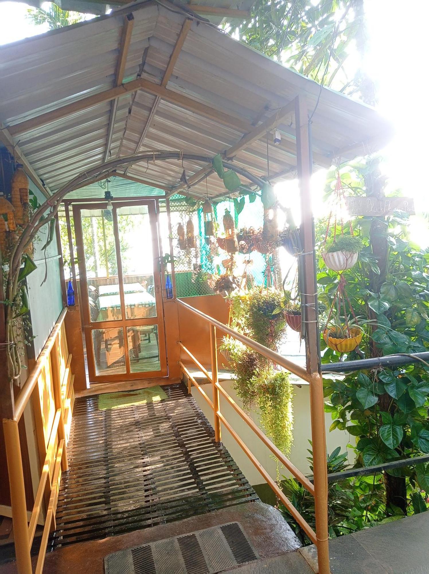 Munnar Home Stay Teadrops Plantation Villa Esterno foto